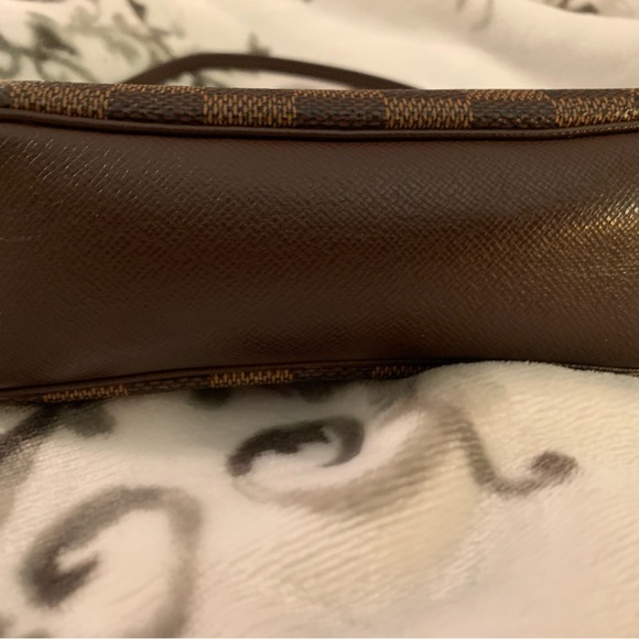 Authentic Louis Vuitton Trousse Damier ebene - Picture 15 of 16